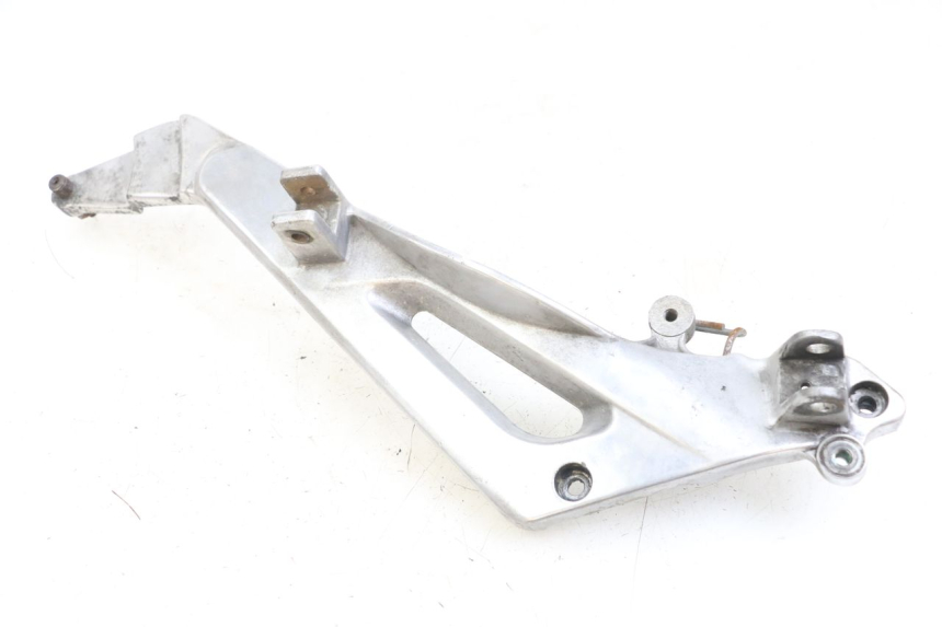 photo de LEFT FRONT FOOTREST BRACKET HONDA NTV DEAUVILLE 650 (1998 - 2001)