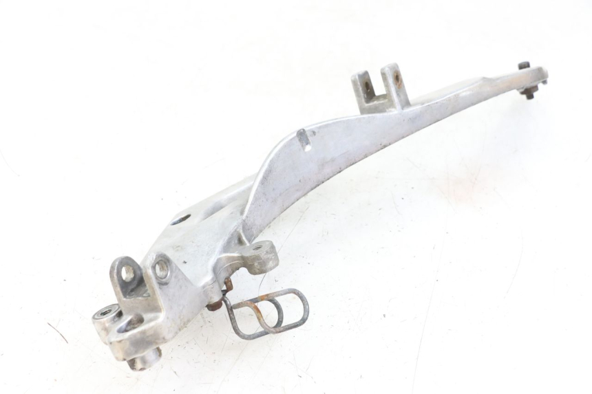 photo de LEFT FRONT FOOTREST BRACKET HONDA NTV DEAUVILLE 650 (1998 - 2001)