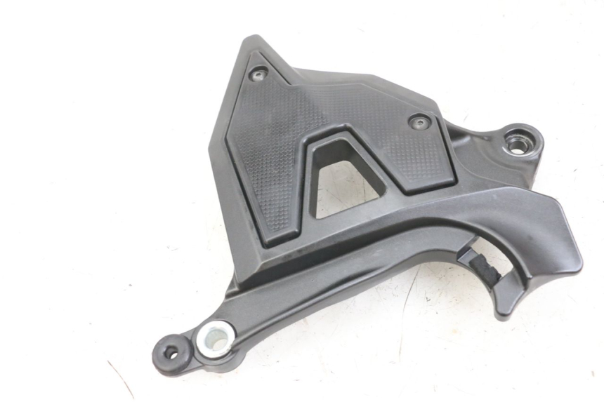 photo de LEFT FRONT FOOTREST BRACKET KAWASAKI VERSYS ABS 650 (2015 - 2018)