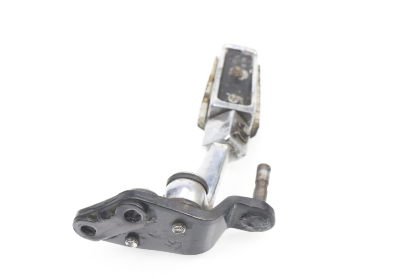 photo de FRONT LEFT FOOTREST MOUNT LIFAN ROYAL KING 250 (2011 - 2019)