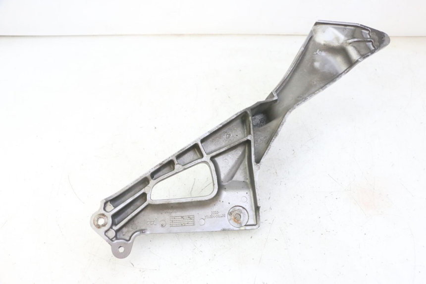 photo de FRONT LEFT FOOTREST MOUNT HONDA NTV DEAUVILLE ABS 700 (2007 - 2016)