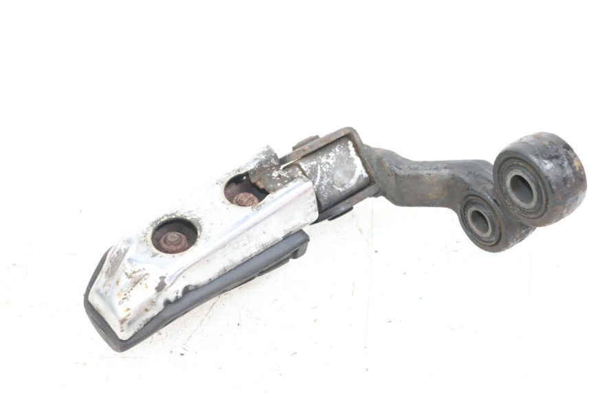 photo de FRONT LEFT FOOTREST MOUNT YAMAHA XJ F 900 (1983 - 1994)