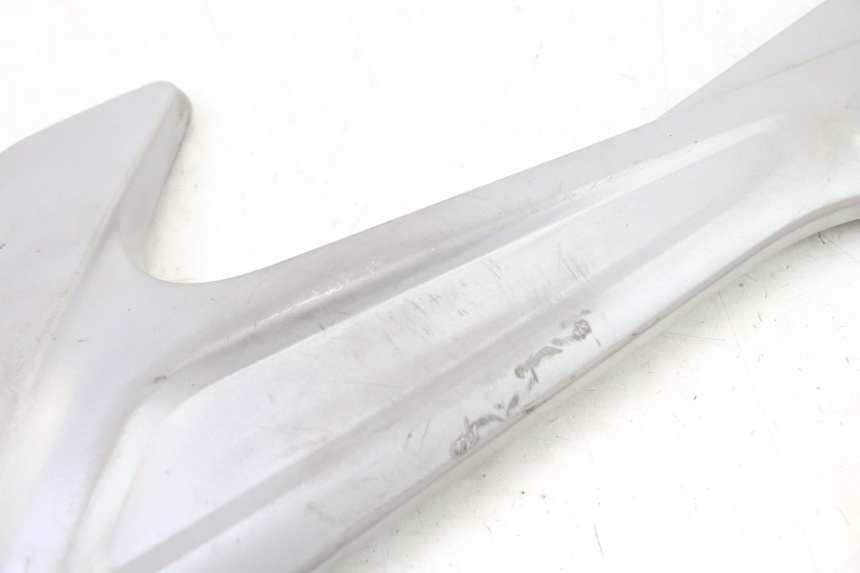 photo de FRONT LEFT FOOTREST MOUNT HONDA XLV VARADERO 125 (2000 - 2006)