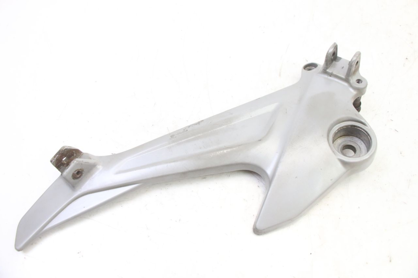 photo de FRONT LEFT FOOTREST MOUNT HONDA XLV VARADERO 125 (2000 - 2006)