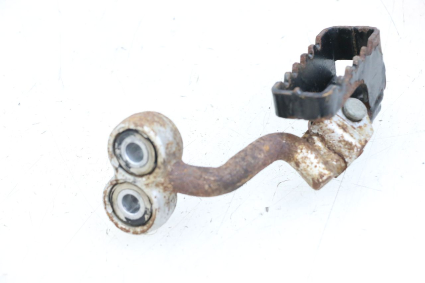 photo de LEFT FRONT FOOTREST BRACKET HYOSUNG XRX 125 (2000 - 2008)