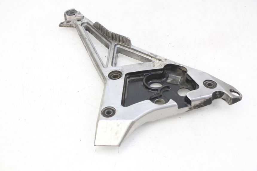 photo de LEFT FRONT FOOTREST BRACKET YAMAHA FJ 3CX 1200 (1986 - 1996)