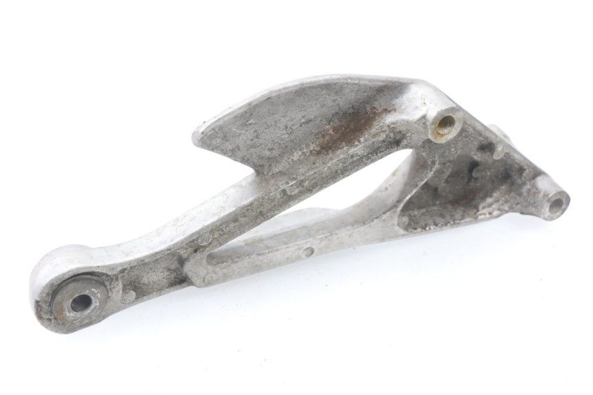 photo de FRONT LEFT FOOTREST MOUNT YAMAHA XJN XJ N DIVERSION 600 (1994 - 1997)