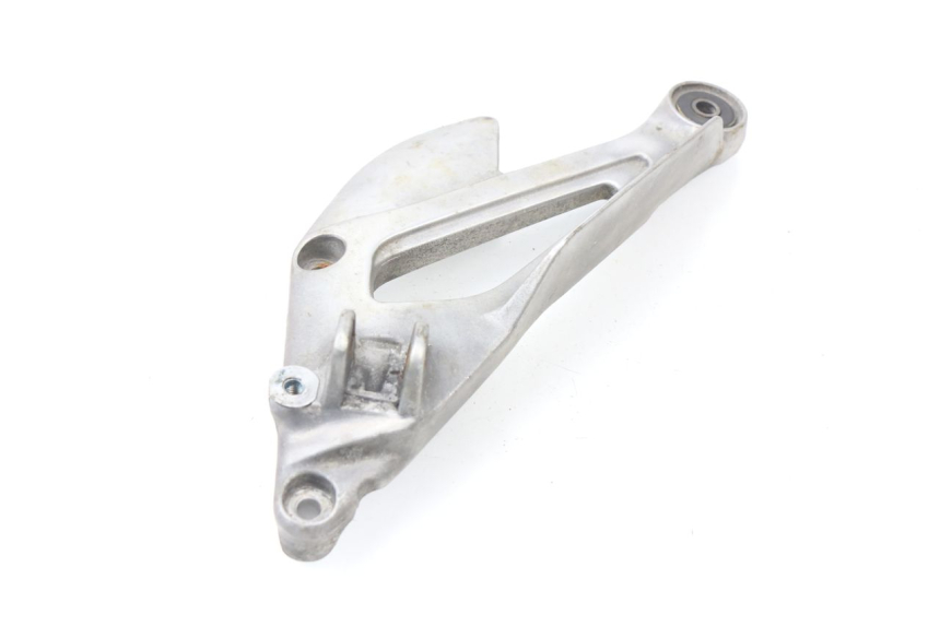photo de FRONT LEFT FOOTREST MOUNT YAMAHA XJN XJ N DIVERSION 600 (1994 - 1997)