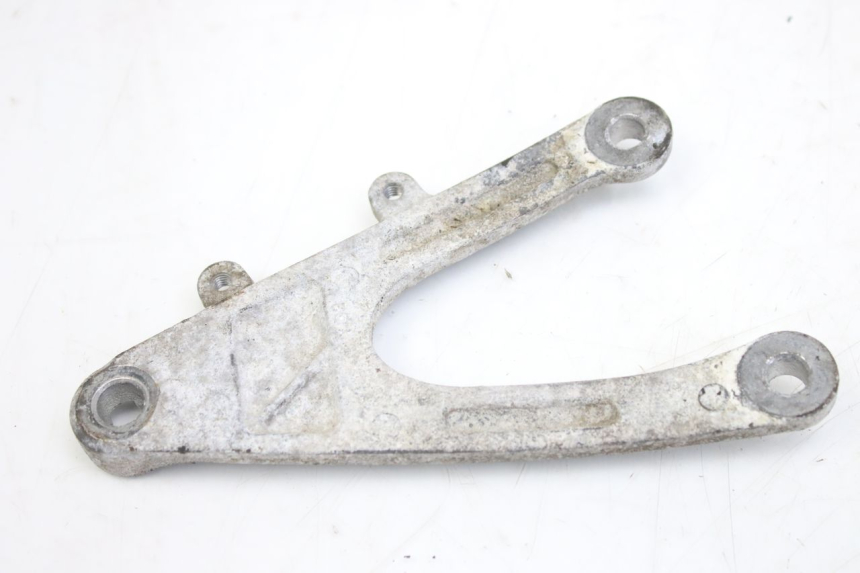 photo de LEFT FRONT FOOTREST BRACKET YAMAHA YZF R1 1000 (2007 - 2008)