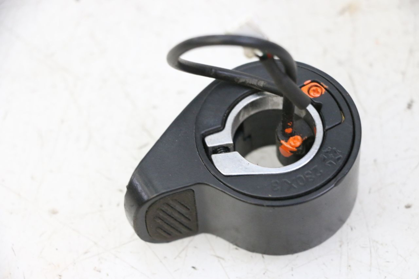 photo de THROTTLE GRIP URBANGLIDE 100XS 1