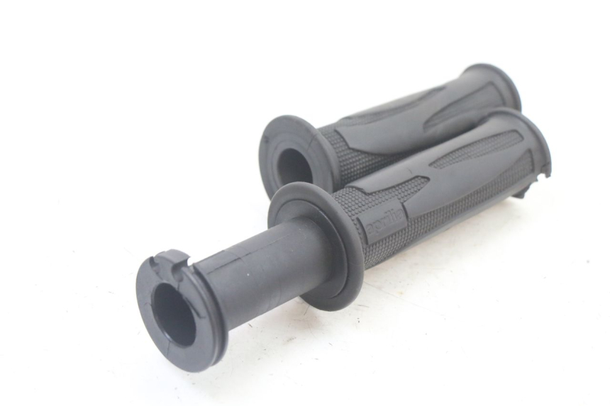 photo de THROTTLE GRIP APRILIA ATLANTIC 125 (2003 - 2009)
