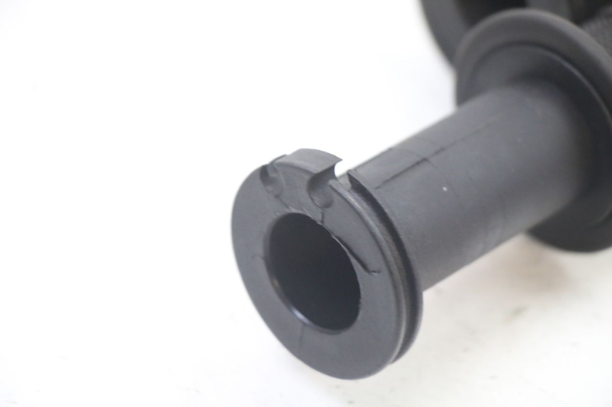 photo de THROTTLE GRIP APRILIA ATLANTIC 125 (2003 - 2009)