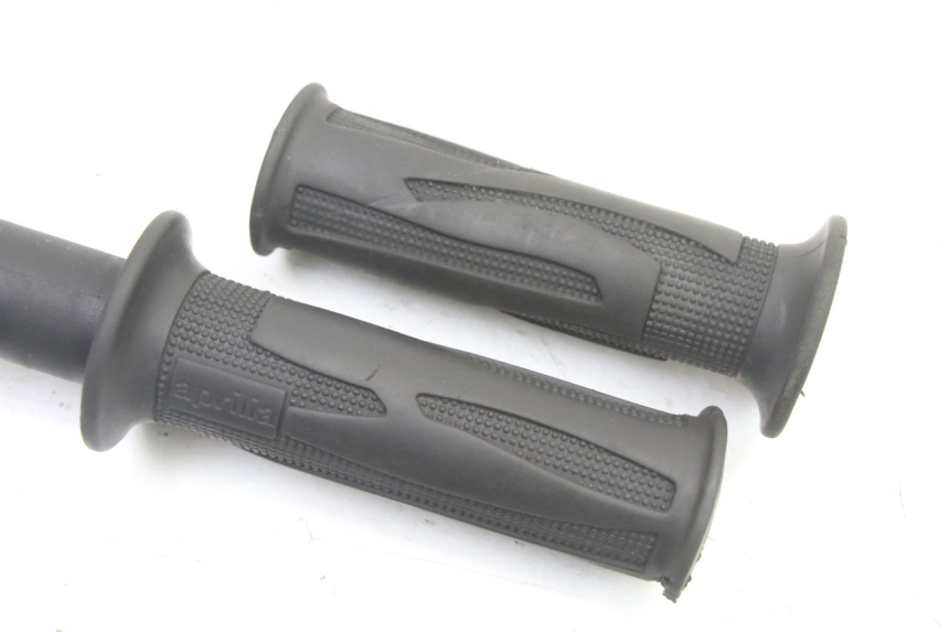 photo de THROTTLE GRIP APRILIA ATLANTIC 125 (2003 - 2009)