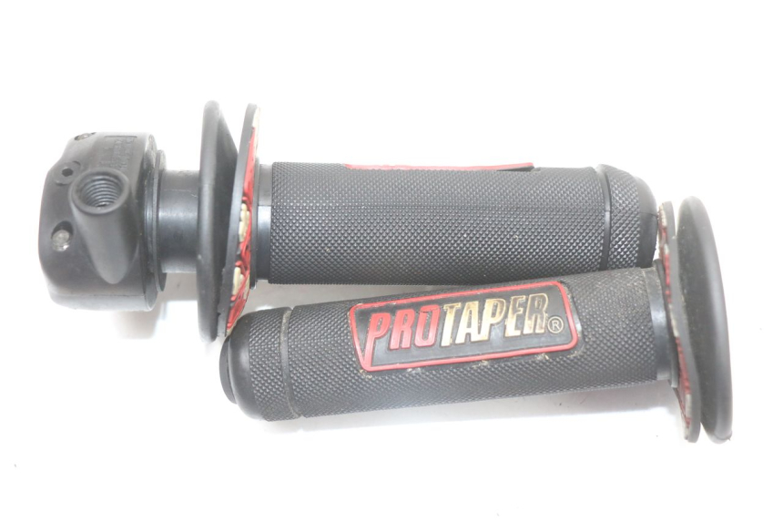 photo de THROTTLE GRIP APRILIA SR CARB LC 2T 50 (2004 - 2012)