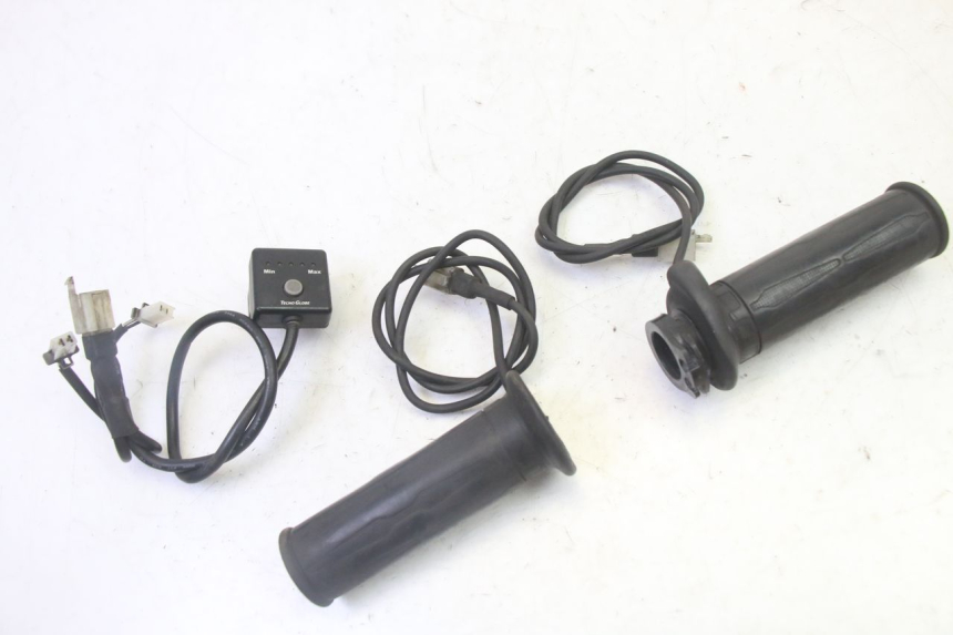 photo de THROTTLE GRIP SUZUKI BURGMAN 125 (2007 - 2014)