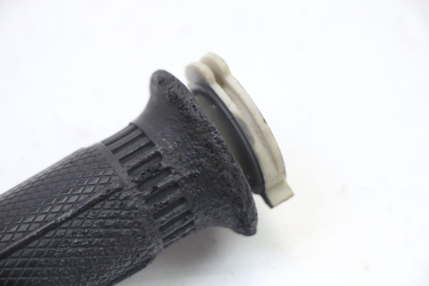 photo de THROTTLE GRIP SKYTEAM DAX REPLICA 110 (2005 - 2015)
