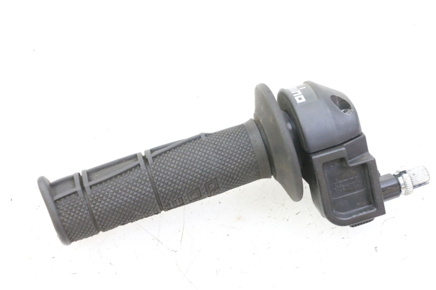 photo de THROTTLE GRIP DERBI SENDA R X-TREME 50 (2006 - 2010)