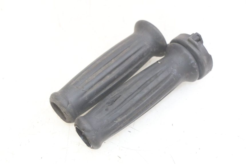 photo de THROTTLE GRIP PEUGEOT DJANGO 4T 50 (2014 - 2019)