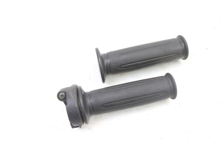 photo de THROTTLE GRIP SYM FIDDLE 3 III 125 (2014 - 2020)