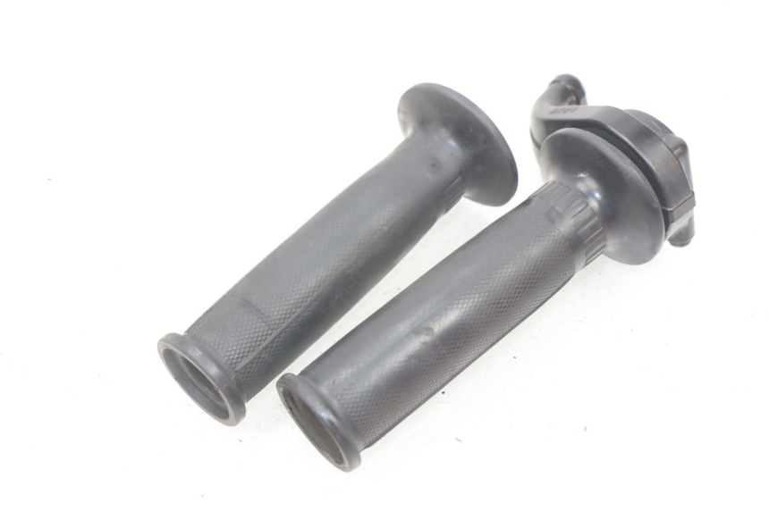 photo de THROTTLE GRIP YAMAHA FJ 3CX 1200 (1986 - 1996)