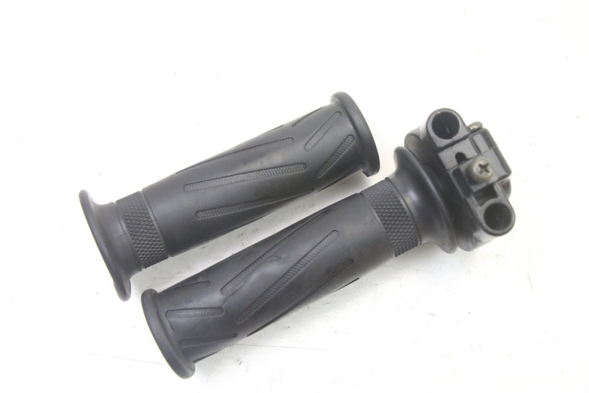 photo de THROTTLE GRIP MBK FLAME X 125 (2007 - 2016)