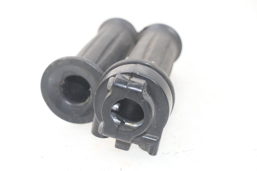 photo de THROTTLE GRIP MBK FLIPPER 115 (2013 - 2017)