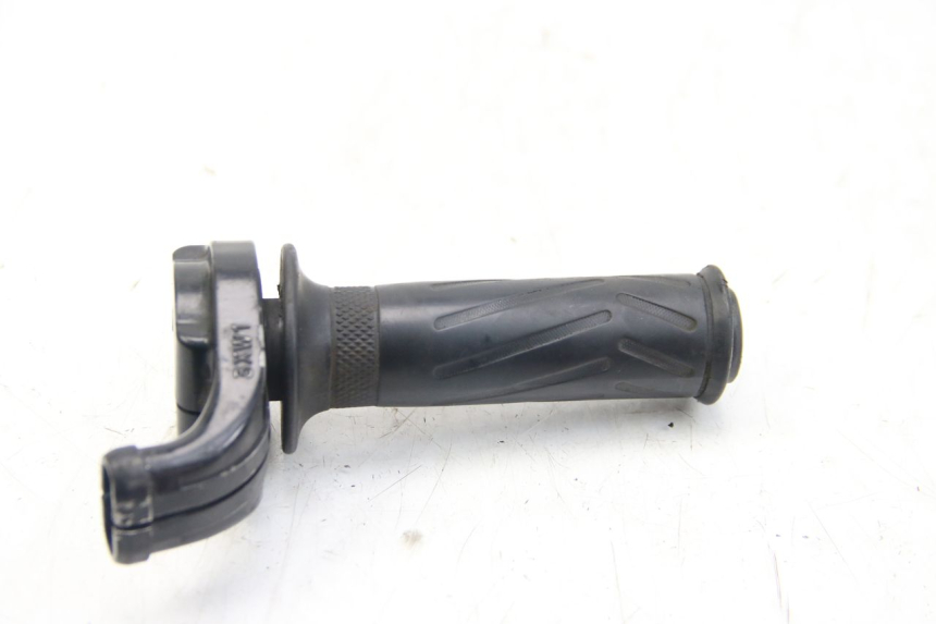 photo de THROTTLE GRIP YAMAHA FZS FAZER 600 (2001 - 2003)