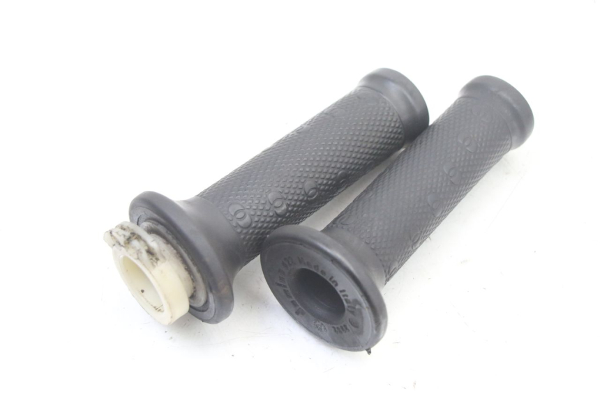 photo de THROTTLE GRIP GILERA NEXUS 300 (2008 - 2013)