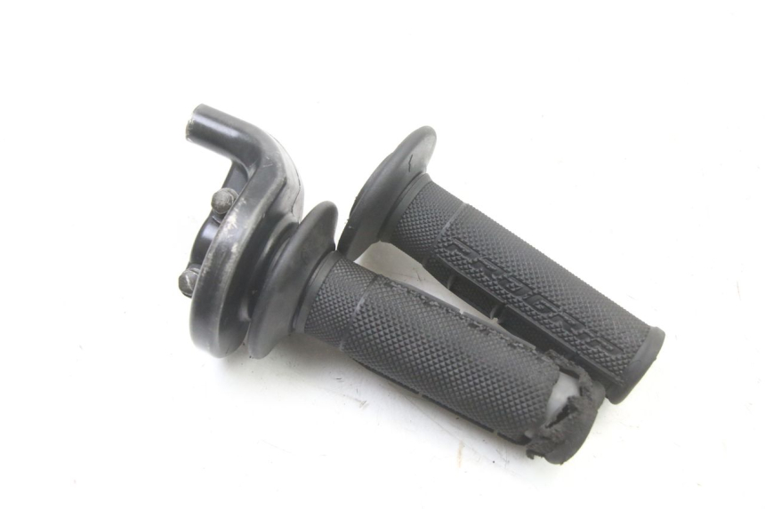 photo de THROTTLE GRIP HONDA CR 85 (2003 - 2007)