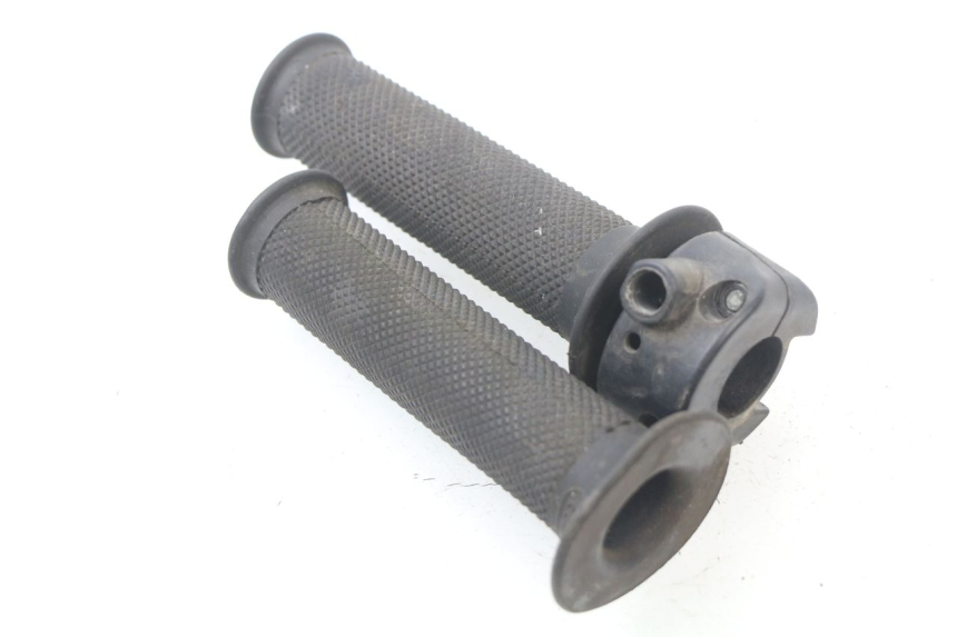 photo de THROTTLE GRIP HONDA FES PANTHEON 125 (2003 - 2007)