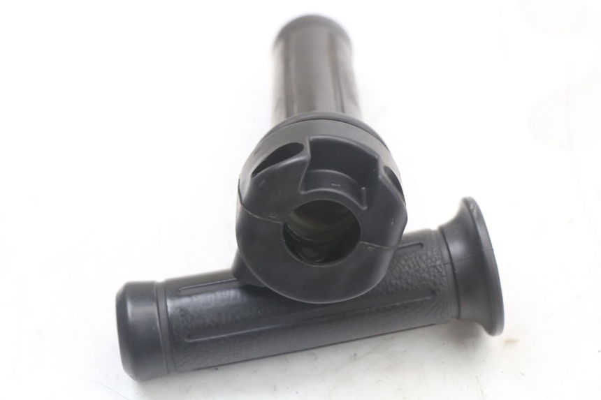 photo de THROTTLE GRIP HONDA NES AROBASE 125 (2000 - 2003)