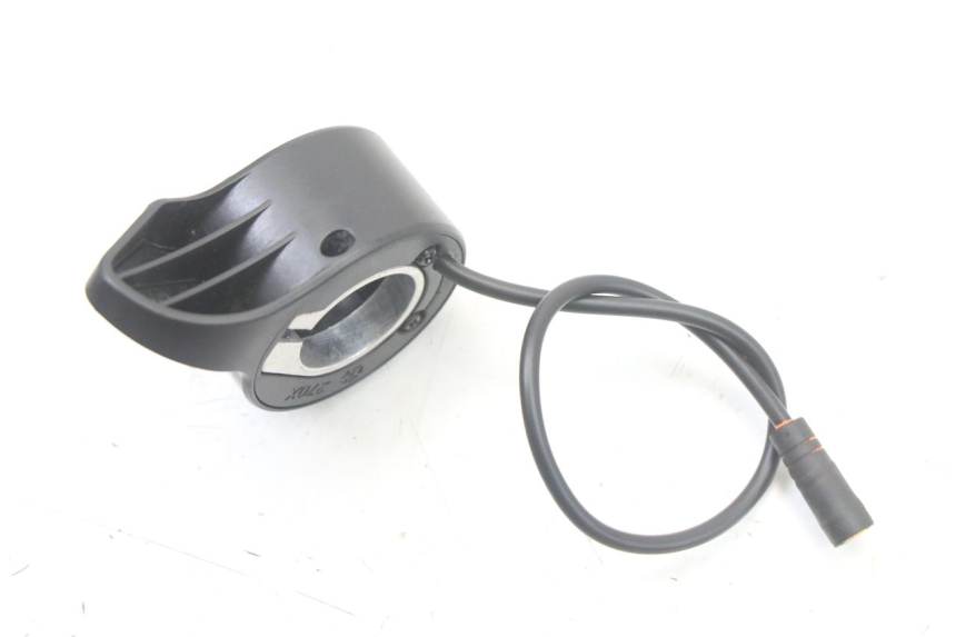 photo de THROTTLE GRIP JOYOR S10-S-Z 1