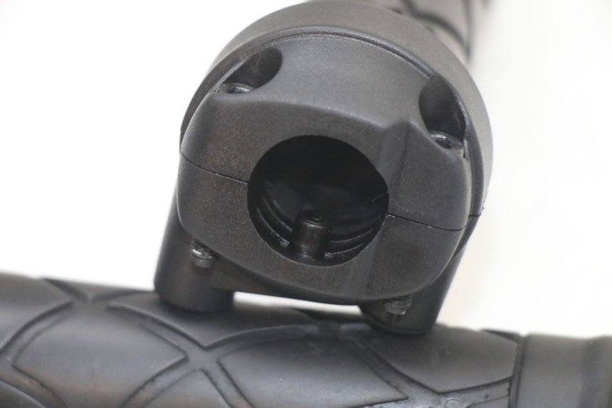 photo de THROTTLE GRIP MBK OVETTO ONE 2T 50 (2013 - 2017)