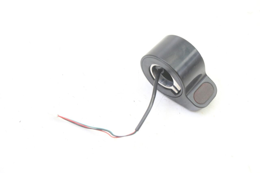 photo de THROTTLE GRIP XIAOMI MI PRO 2 1