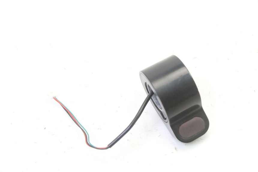 photo de THROTTLE GRIP XIAOMI MI PRO 2 1