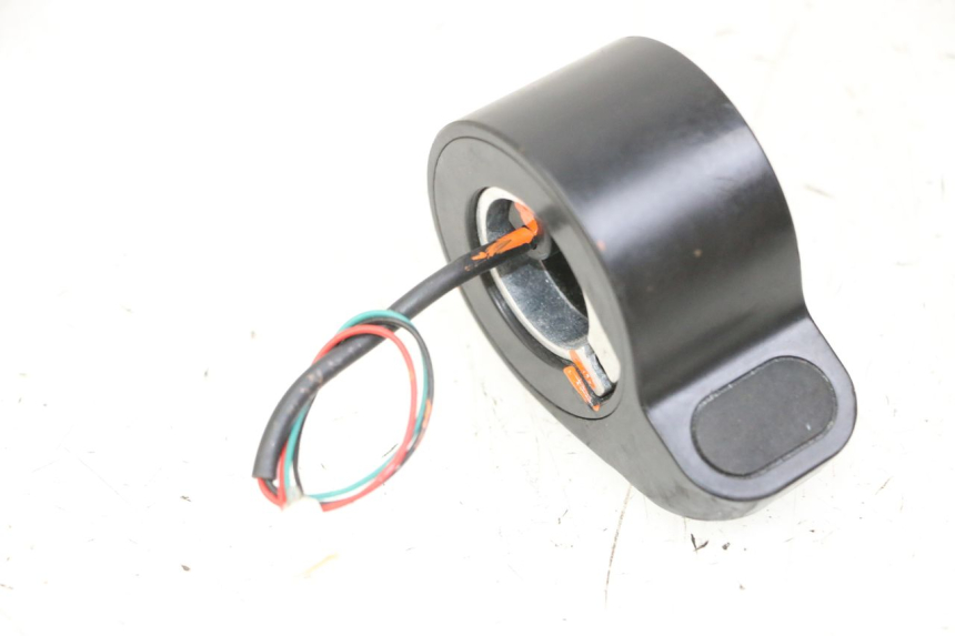 photo de THROTTLE GRIP XIAOMI MI PRO 2 1