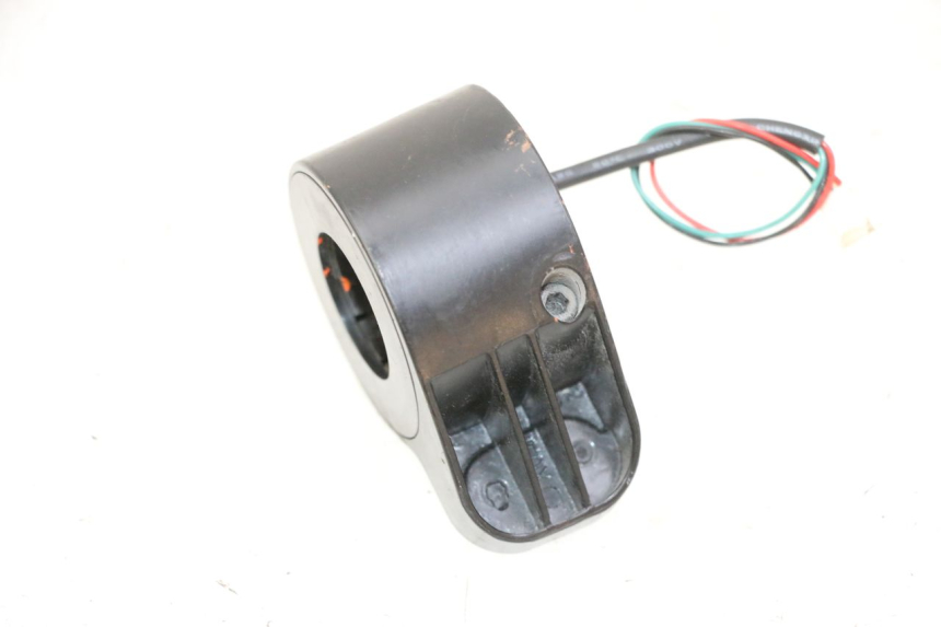 photo de THROTTLE GRIP XIAOMI MI PRO 2 1