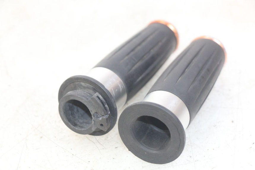 photo de THROTTLE GRIP JM MOTORS MIA 50 (2017 - 2020) - Zoom on usage condition