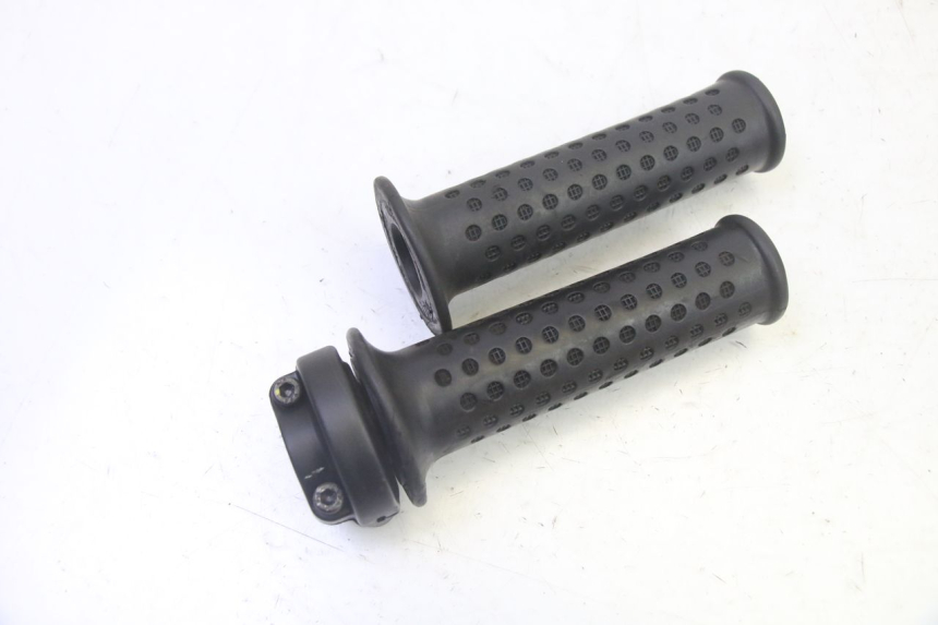 photo de THROTTLE GRIP PIAGGIO MP3 LT 300 (2010 - 2016) - Component detail
