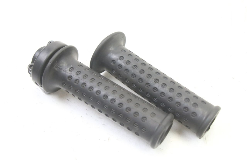 photo de THROTTLE GRIP PIAGGIO MP3 500 (2011 - 2015)