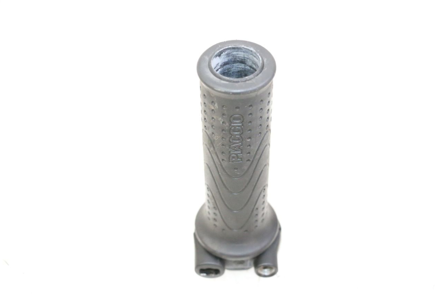 photo de THROTTLE GRIP PIAGGIO MP3 500 (2014 - 2016)