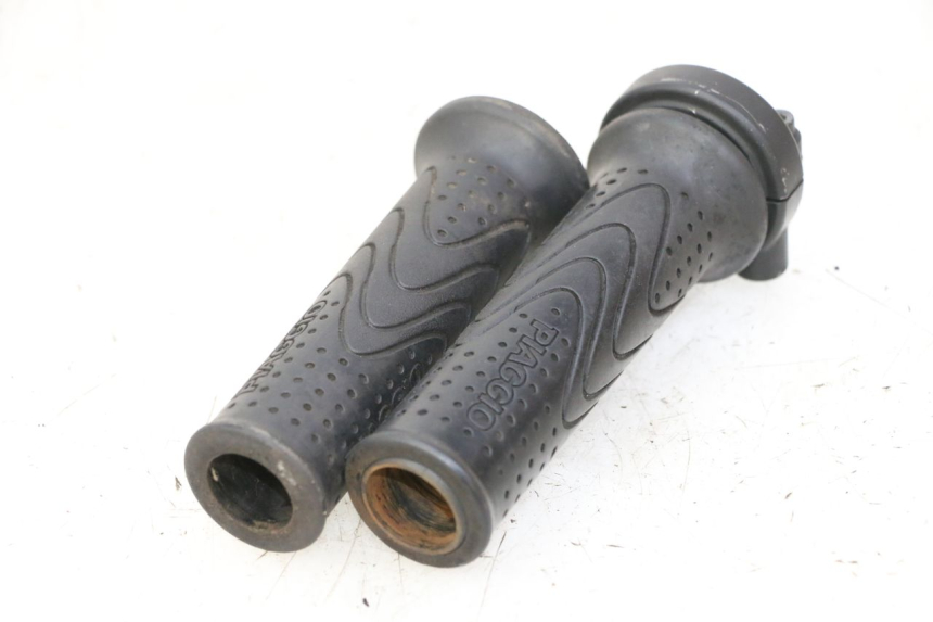 photo de THROTTLE GRIP PIAGGIO MP3 500 (2011 - 2015)