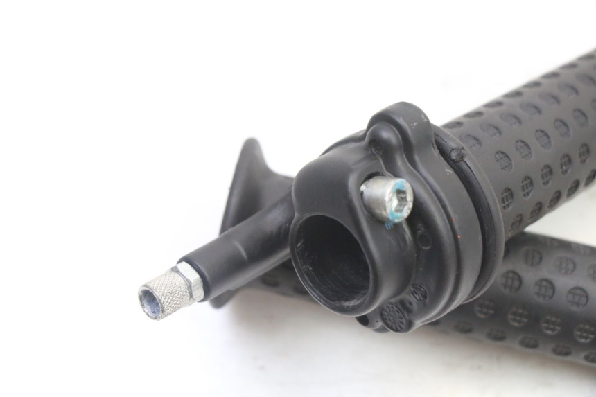 photo de THROTTLE GRIP PIAGGIO NRG POWER PUREJET 50 (2018 - 2021)