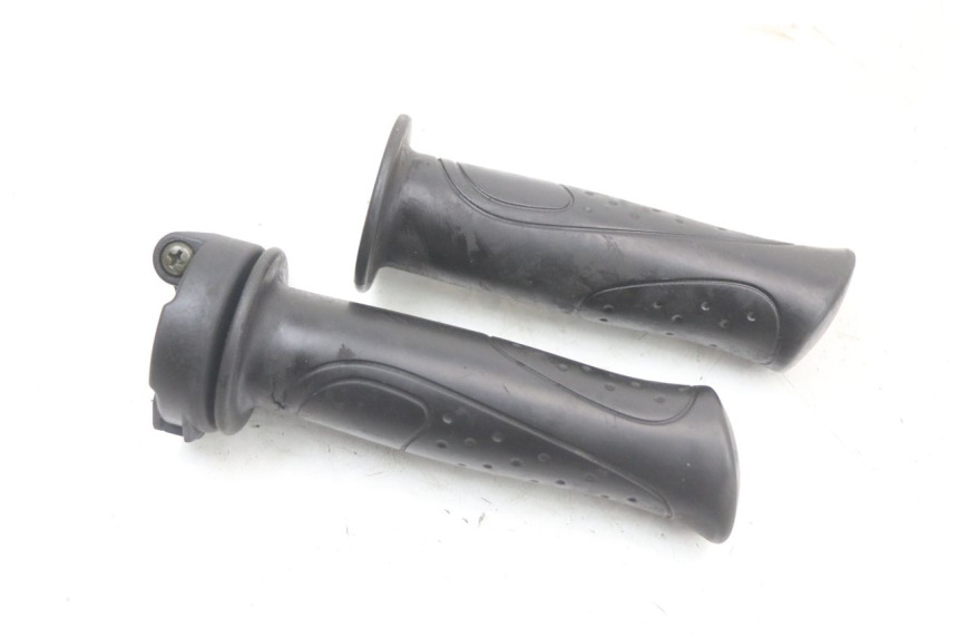 photo de THROTTLE GRIP SYM ORBIT III 3 4T 50 (2018 - 2021)