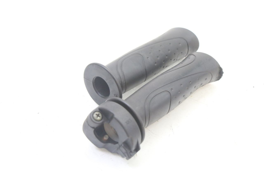 photo de THROTTLE GRIP SYM ORBIT III 3 4T 50 (2021 - 2025)