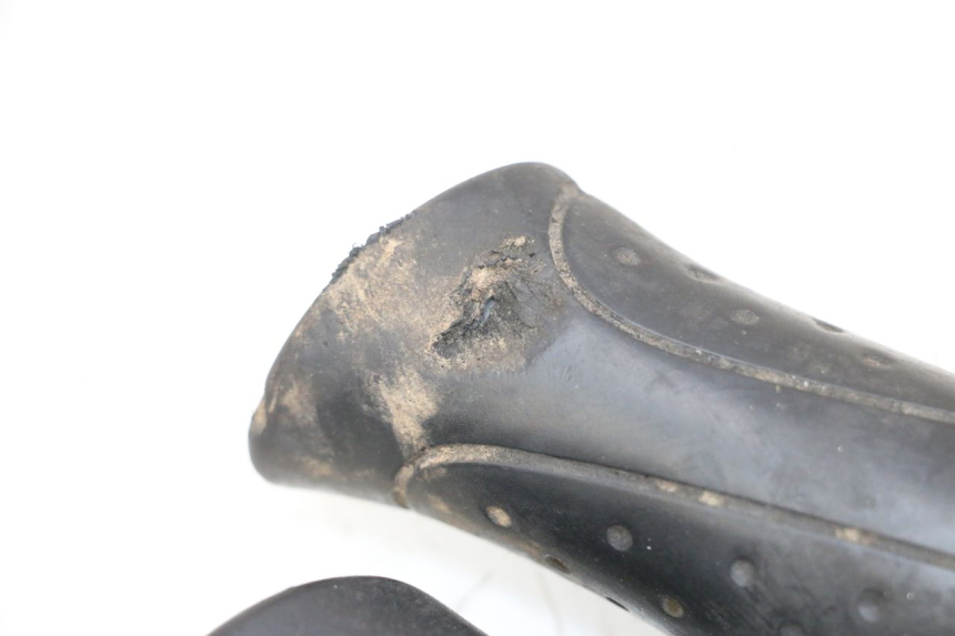 photo de THROTTLE GRIP SYM ORBIT III 3 4T 50 (2018 - 2021) - Alternative perspective