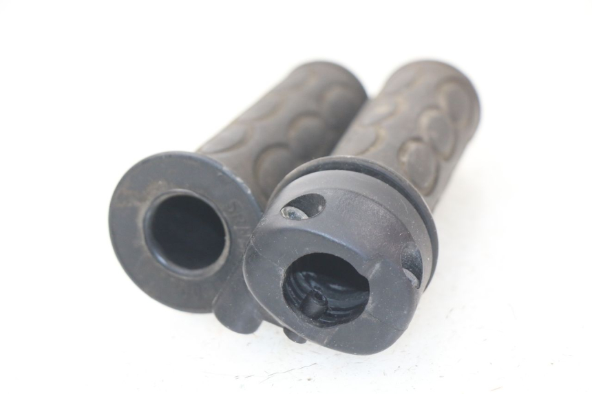 photo de THROTTLE GRIP MBK OVETTO 50 (1998 - 2007)