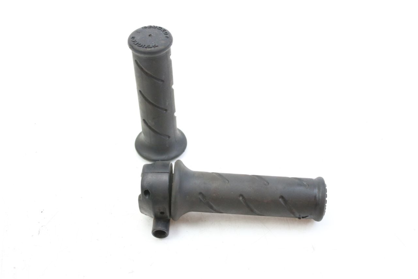 photo de THROTTLE GRIP PEUGEOT SV 125 (1991 - 1994)
