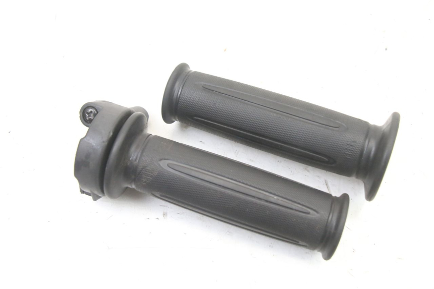 photo de THROTTLE GRIP PEUGEOT TWEET 4T 50 (2023 - 2025)