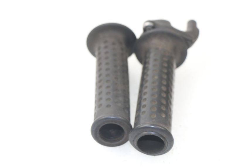 photo de THROTTLE GRIP PIAGGIO HEXAGON LX4 125 (1998 - 2001)